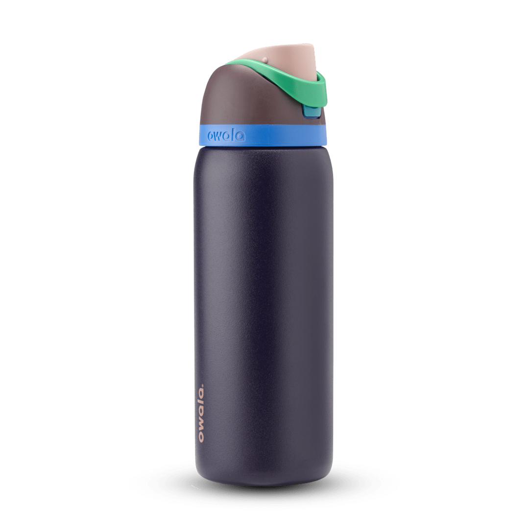 FreeSip® - Color outside the cupholder.