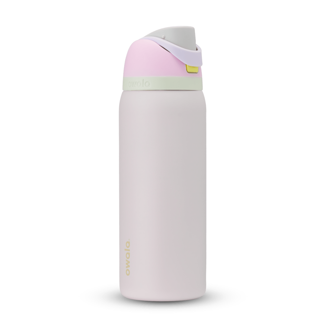 FreeSip® - Color outside the cupholder.