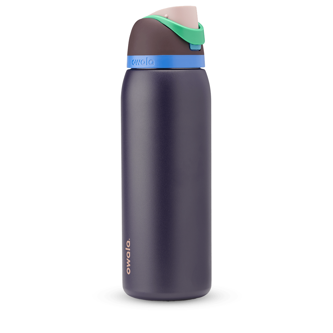 FreeSip® - Color outside the cupholder.