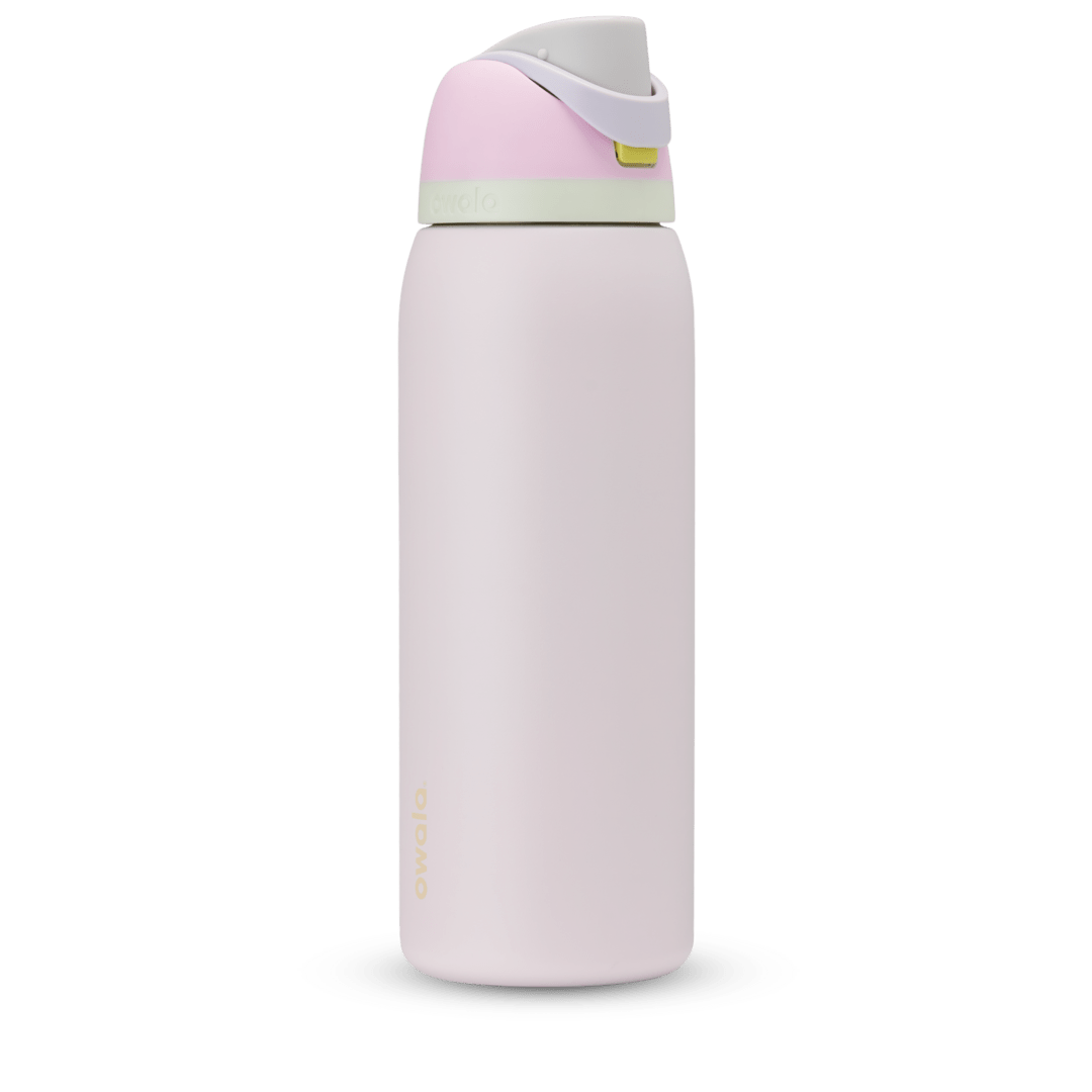 FreeSip® - Color outside the cupholder.