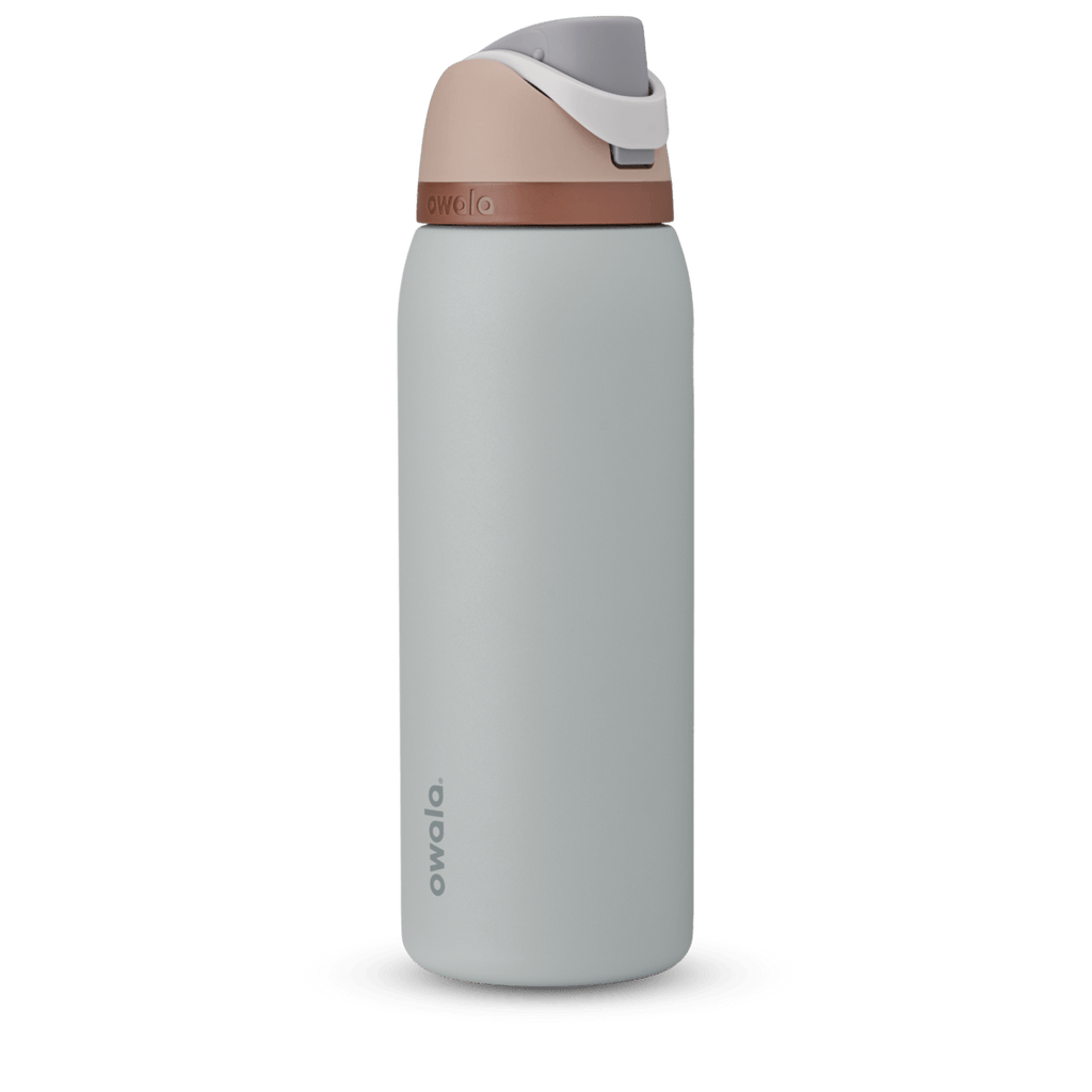 FreeSip® - Color outside the cupholder.