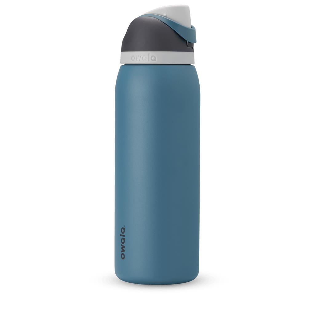 FreeSip® - Color outside the cupholder.