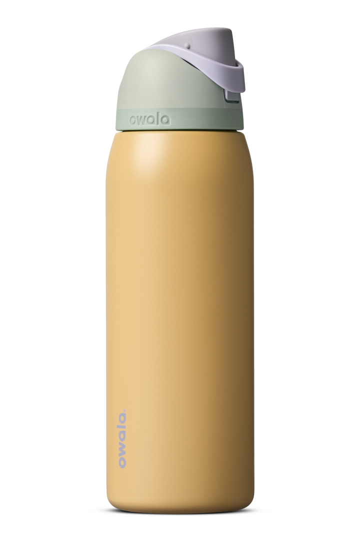 FreeSip® - Color outside the cupholder.