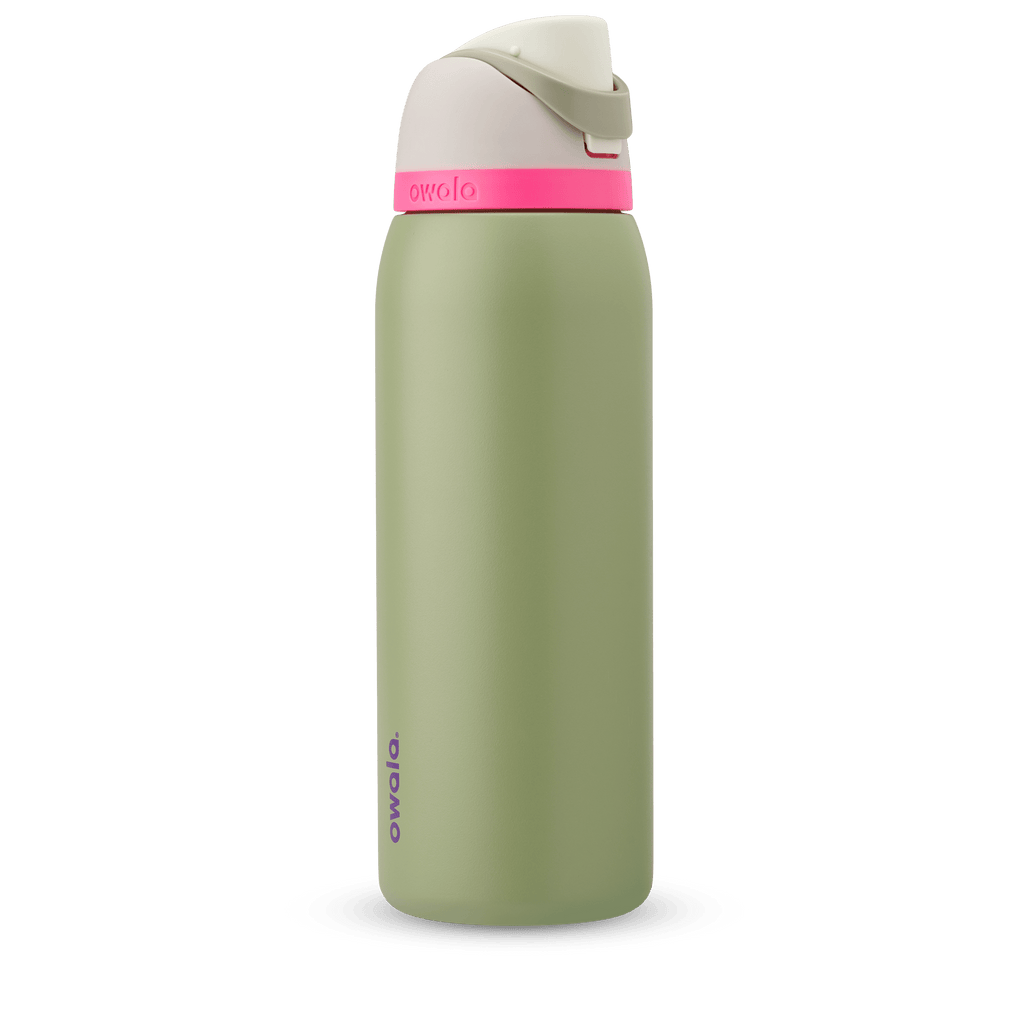 FreeSip® - Color outside the cupholder.