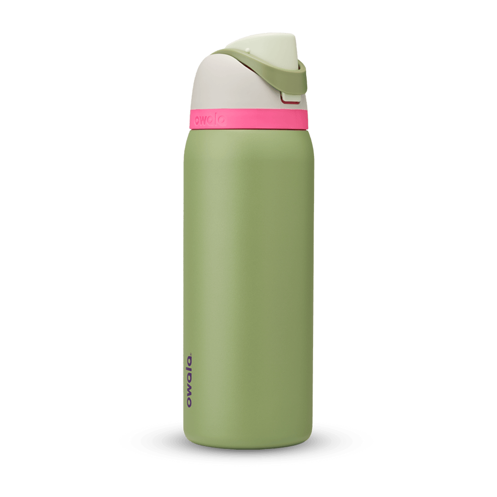 FreeSip® - Color outside the cupholder.