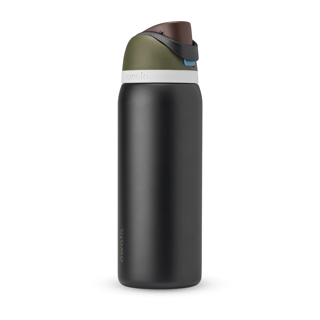 FreeSip® - Color outside the cupholder.