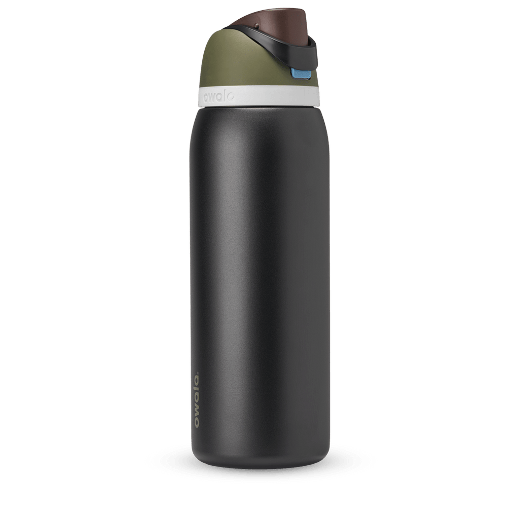 FreeSip® - Color outside the cupholder.
