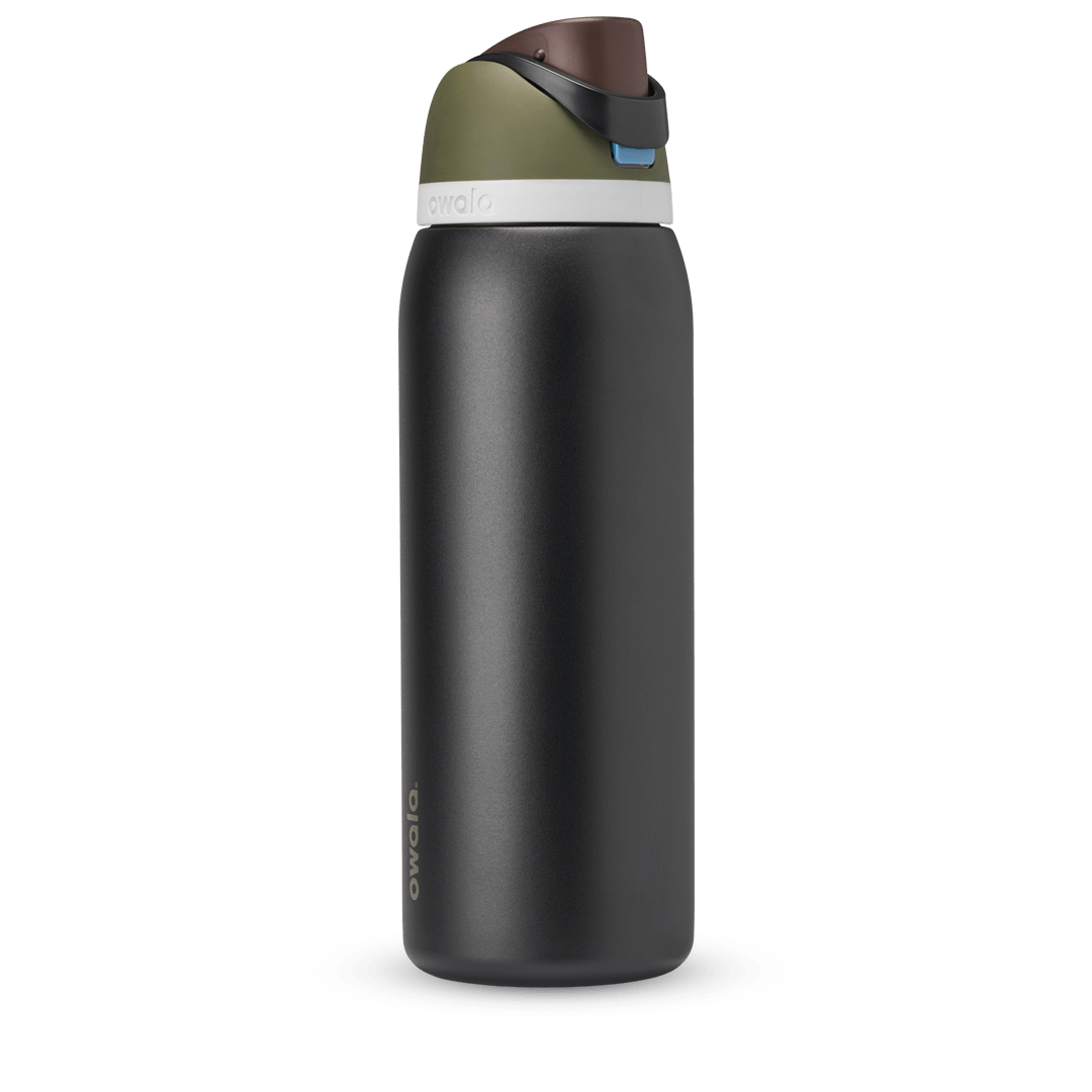 FreeSip® - Color outside the cupholder.