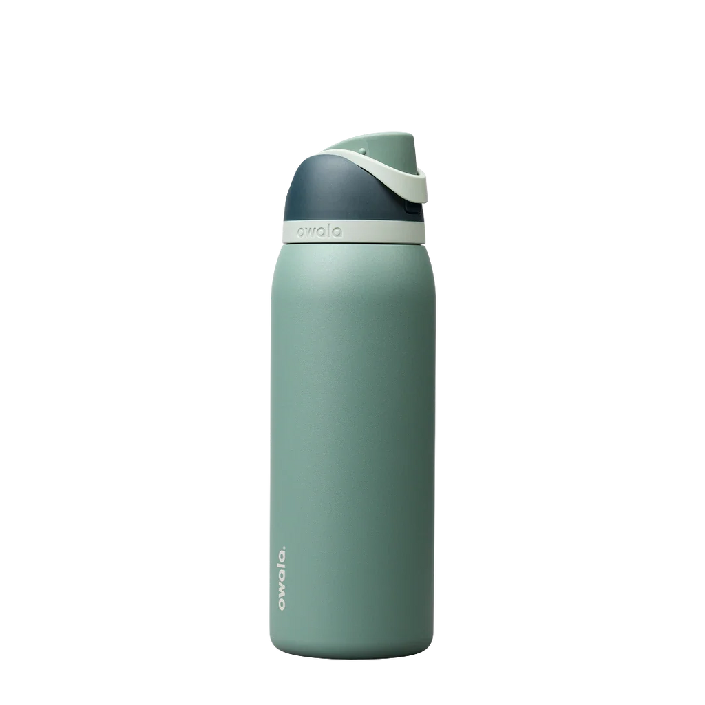 FreeSip® - Color outside the cupholder.