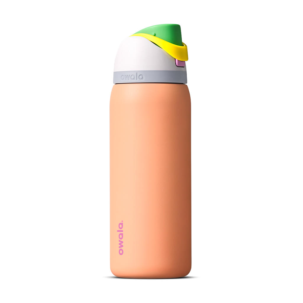 FreeSip® - Color outside the cupholder.