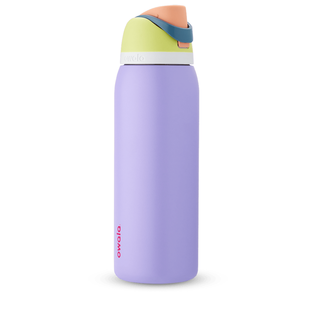 FreeSip® - Color outside the cupholder.
